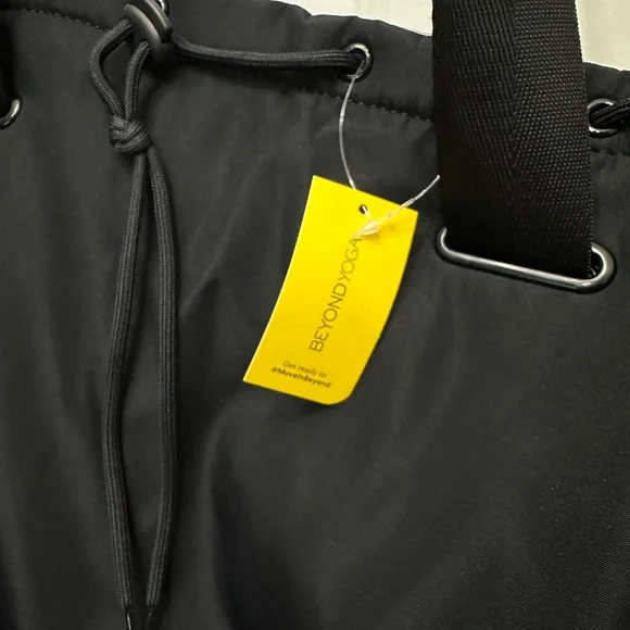 NWT Beyond Yoga Backpack Sack, Black, Two Compartments, Water Bottle Holders - Picture 4 of 9